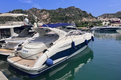 Rental Motorboat Azimut-Benetti Atlantis 47 Poltu Quatu