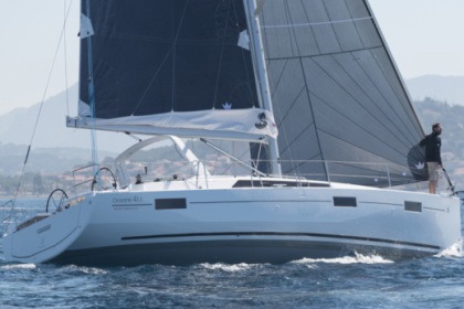 Charter Sailboat Jeanneau Oceanis 41.1 Athens
