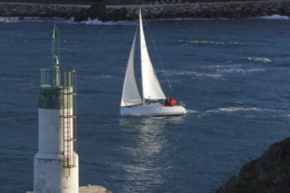 Location Voilier Beneteau FIRST 211 Port-Vendres