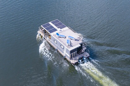 Rental Houseboats Campiboat Campi400 Mecklenburgische Seenplatte