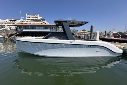 Location Bateau à moteur RAND Supreme 27 Vilamoura