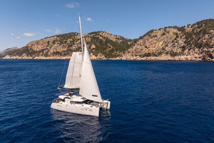 Verhuur Catamaran Lagoon 450F Mallorca