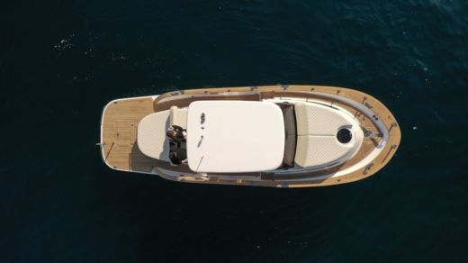 Motorboat Esposito G30 T-Top boat plan