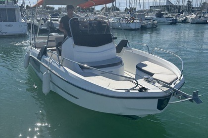 Noleggio Barca a motore Beneteau FLYER 6 SPACE DECK La Rochelle