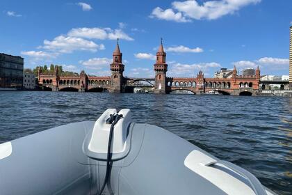 Hyra båt RIB-båt RIB 480 Berlin