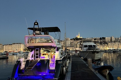 Miete Motorboot Azimut 52 Marseille