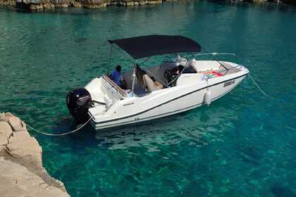 Charter Motorboat Quicksilver 675 Activ Makarska