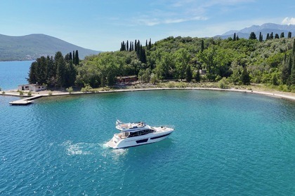 Czarter Łódź motorowa Azimut 53 FLY Budva