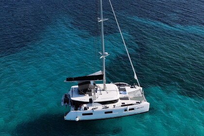 Charter Catamaran Lagoon 46 Olbia