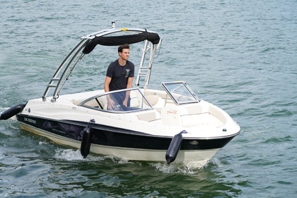 Hire Motorboat Bayliner 185 Bow Rider Saint-Cloud