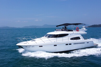 Noleggio Yacht Sealine T51 Phuket