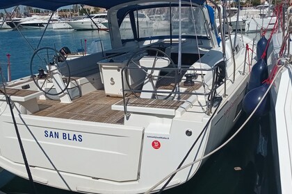 Czarter Jacht żaglowy Bénéteau Oceanis 51.1 - 5 + 1 cab. Marina di Portorosa