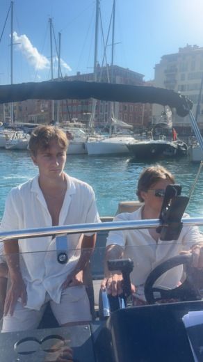 St-Laurent-du-Var Motorboat QuickSilver 555 open alt tag text