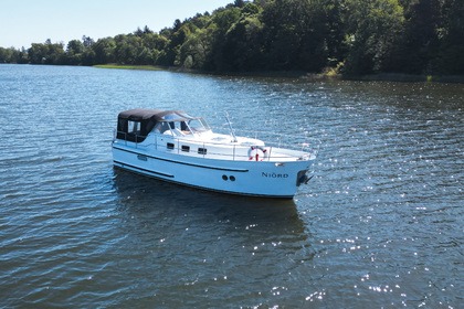 Hyra båt Motorbåt Passion Passion 880 C Mecklenburgska sjöarna