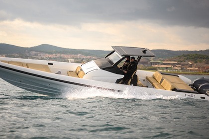 Charter RIB ZEN 40S Antiparos