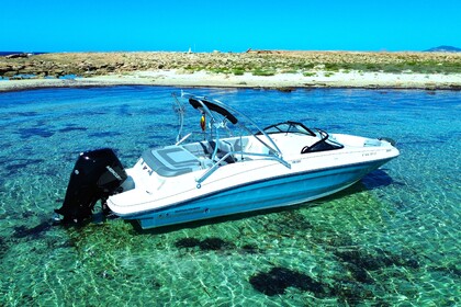 Hire Motorboat Bayliner Vr6 Ibiza