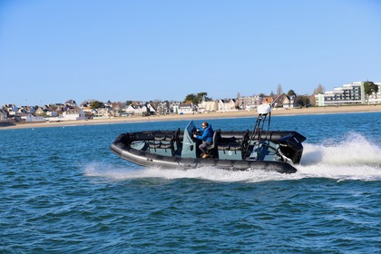 Charter RIB Zodiac PRO 7.5m Lorient