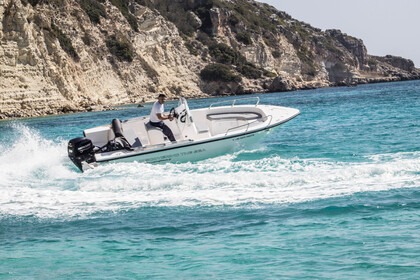 Hire Boat without licence  KRETA MARE 550 Chania Old Port