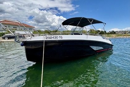 Hire Motorboat Arrow Abaris 23 Split