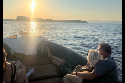 Чартер RIB (надувная моторная лодка) Capelli Tempest Марсель