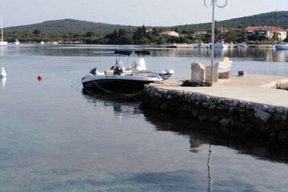 Charter Motorboat Prince 475 Ugljan