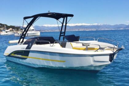 Charter Motorboat Beneteau Flyer 6.6 Saint-Raphaël