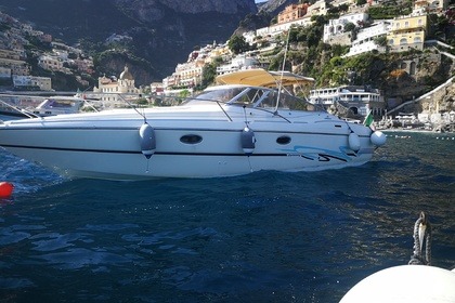 Charter Motorboat Cranchi Aquamarina 31 Naples