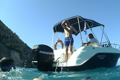 Hire Motorboat Marinello Private boat trip Zola