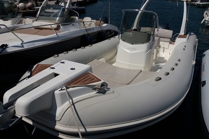 Location Semi-rigide CAPELLI Tempest 770 Luxe Le Lavandou