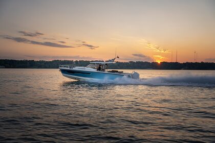 Miete Motorboot Nimbus T11 WALKAROUND Roses