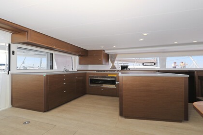 Location Catamaran  Lagoon 450 F Sukošan