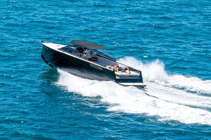 Hire Motorboat Colnago 45 Open Split