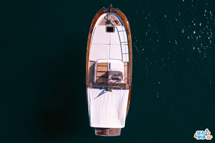 Noleggio Barca a motore Fratelli Aprea Gozzo Sorrentino Amalfi