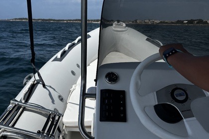 Charter RIB Goldenship Aura 520 Es Trenc