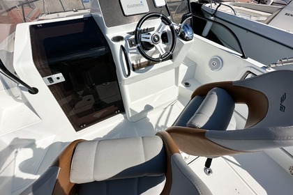 Charter Motorboat Beneteau Flyer 7 SunDeck Cambrils