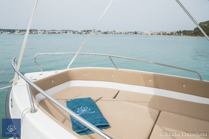 Ενοικίαση Μηχανοκίνητο σκάφος Nireas comfort 490 Πόρτο Χέλι