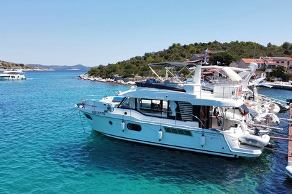 Rental Motor yacht Bénéteau Swift Trawler 41 Fly Biograd na Moru