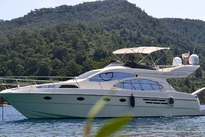 Noleggio Yacht Azimut Azimut 46 Valona