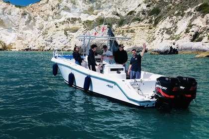Alquiler Lancha Mako Marine Mako 28 Cagliari