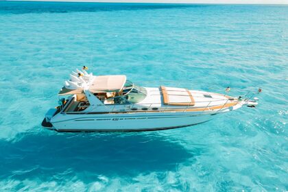 Charter Motorboat Sea Ray 43 Cancún