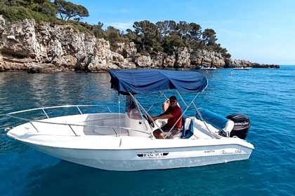 Verhuur Motorboot BLU & BLU FUTURAMA 550 Juan les Pins