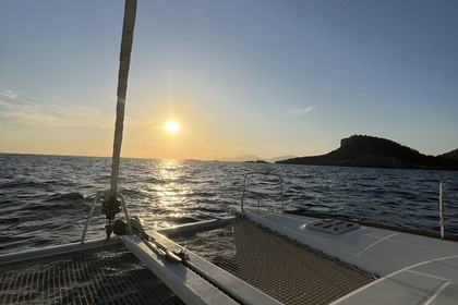 Alquiler Catamarán Lagoon Lagoon 380 Valencia