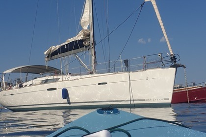 Hire Sailboat Beneteau Oceanis 50 Le Lavandou