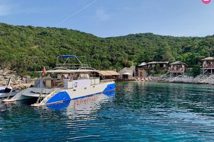 Hire Catamaran Monte Marine Yachting Cat 17 Dubrovnik