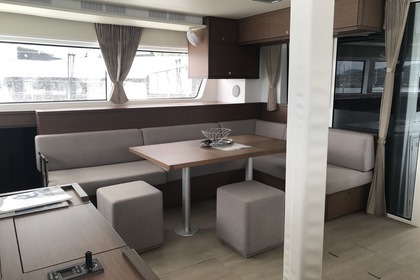 Location Catamaran Lagoon Lagoon 52F - 6 cab Antigua-et-Barbuda