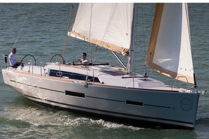 Alquiler Velero DUFOUR 382 GL Atenas