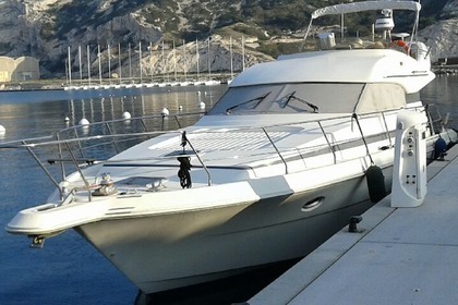 Hire Motorboat GARIN 1550 Marseille