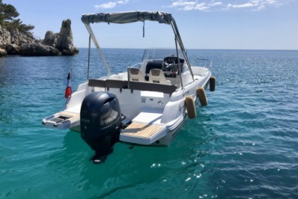 Miete Motorboot JEANNEAU Cap Camarat 6.5 cc série 2 Antibes