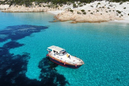 Hire Motorboat Aprea mare Aprea mare 10 La Maddalena
