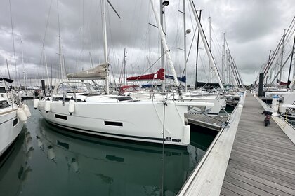 Noleggio Barca a vela Dufour Yachts Dufour 390 La Rochelle